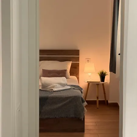 Cozy With Work-space In Thessaloníki